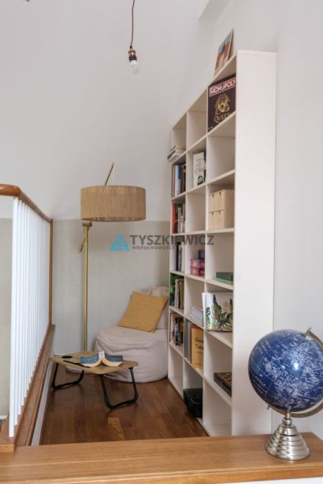 Dom przy terenach zielonych, nowoczesna bryła: zdjecie 99487102