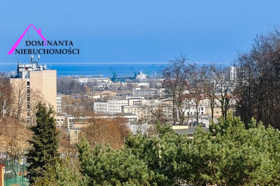 3 pokoje z widokiem na morze, blisko centrum.