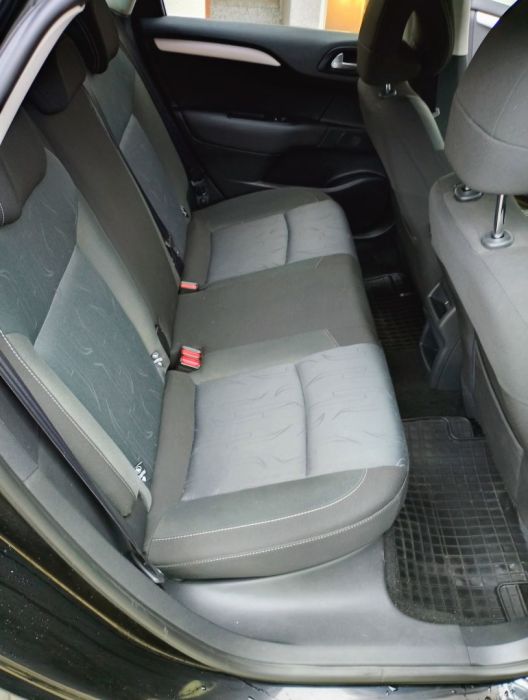 Sprzedam Citroena C4 1,6 VTI 120 km.: zdjecie 99501973