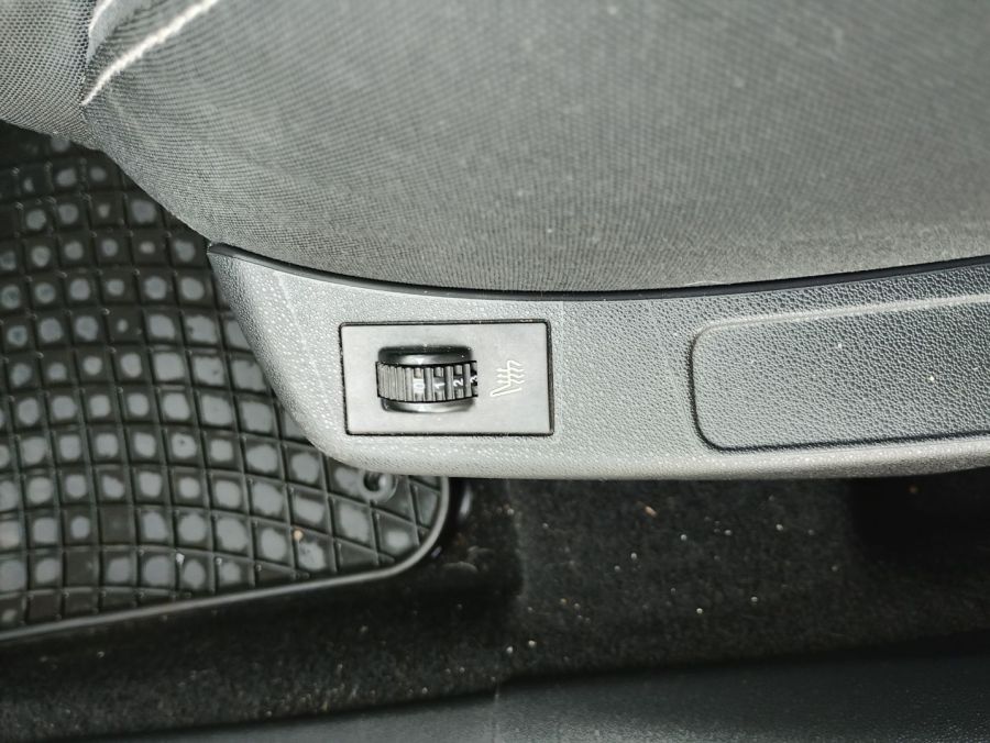 Sprzedam Citroena C4 1,6 VTI 120 km.: zdjecie 99501974