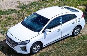 Hyundai Ioniq Hybrid z 2017 roku: zdjecie 66545543