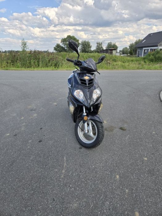 Skuter 125cm rok 2008 yiying przebieg 4300km techn: zdjecie 99512711