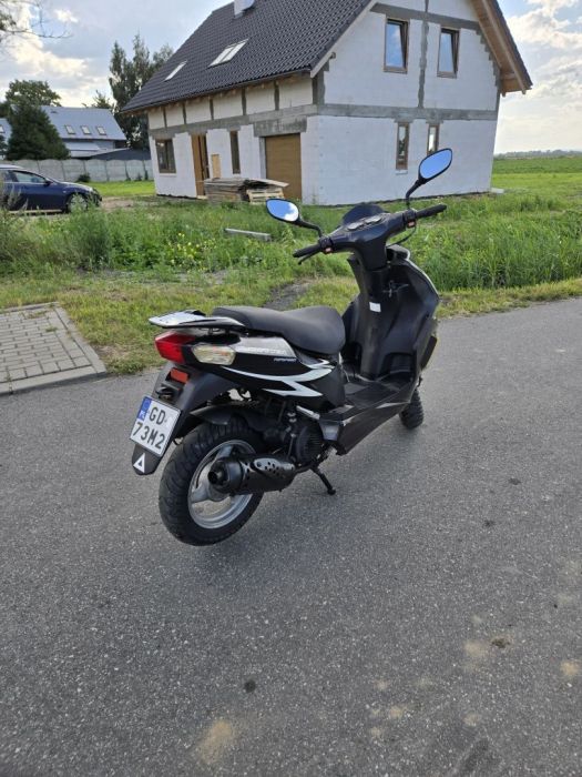 Skuter 125cm rok 2008 yiying przebieg 4300km techn: zdjecie 99512713