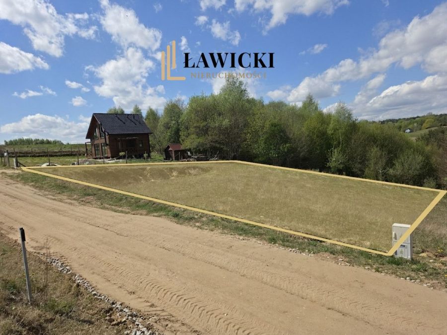 Blisko jeziora | Otoczenie lasów | Piękny Widok