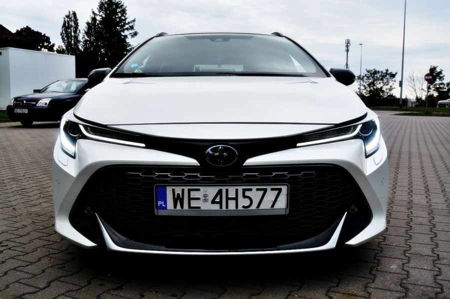 Toyota Corolla 2.0 Hybrid GR Sport: zdjecie 99532763