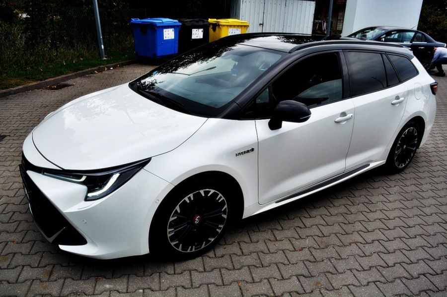 Toyota Corolla 2.0 Hybrid GR Sport: zdjecie 99532764
