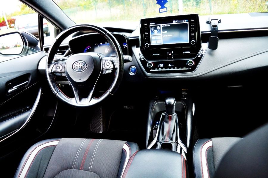 Toyota Corolla 2.0 Hybrid GR Sport: zdjecie 99532774