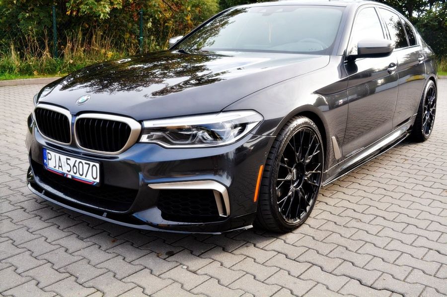 BMW Seria 5 M550i xDrive sport: zdjecie 99532842