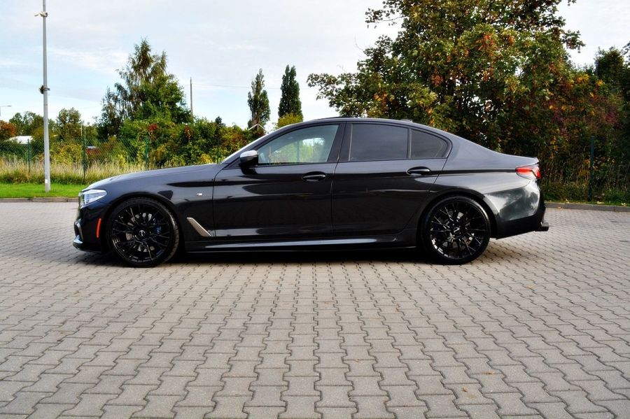 BMW Seria 5 M550i xDrive sport: zdjecie 99532844
