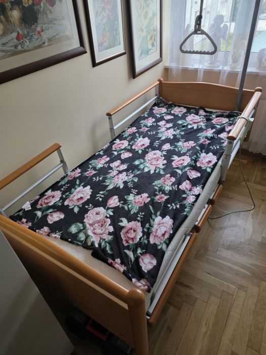 łóżko rehabilitacyjne elektryczne