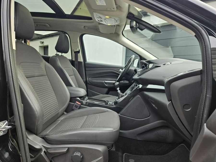 Ford Kuga 2.0 TDCi 150km executive manual kamera panorama NAVI zadbany BDB stan: zdjecie 99540666