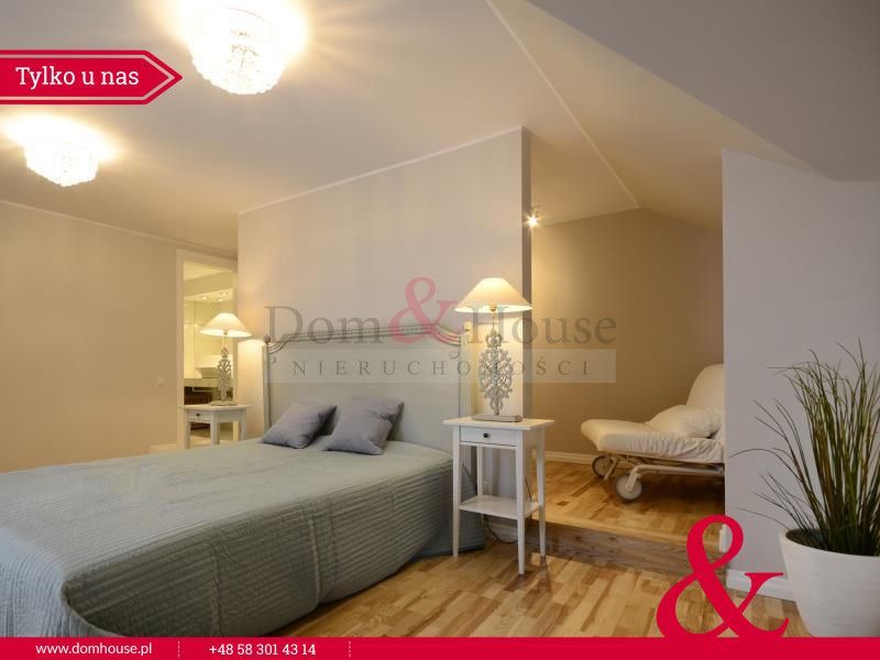 Dwupoziomowy apartament w inwestycji z basenem: zdjecie 99542578