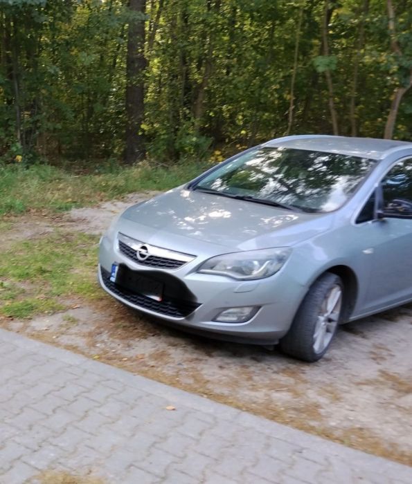 Opel Astra J