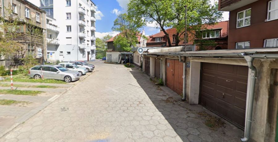Garaż murowany Wrzeszcz ul.Dmowskiego k.Galerii Bałtyckiej, Manhattanu: zdjecie 99543985