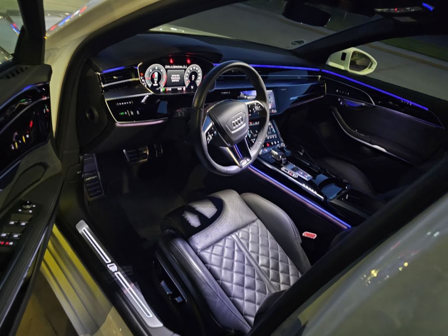 Ekskluzywne Audi A8 do Ślubu i Uroczystości Trój: zdjecie 99553602
