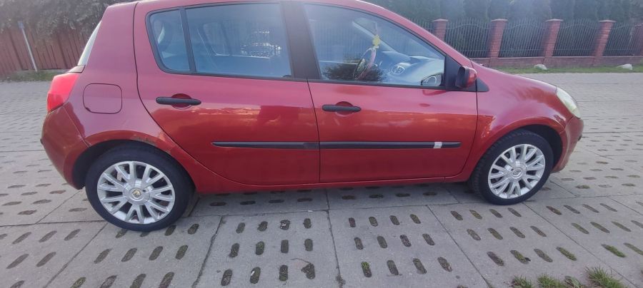 Renault Clio III 1.4 16V benzyna: zdjecie 99554470