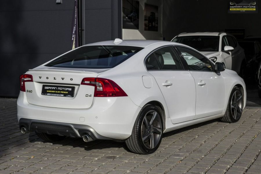 Volvo S60 D4 / R-design / Ledy / Virtual / Xenon / Navi / Gwarancja na Rok: zdjecie 99556722