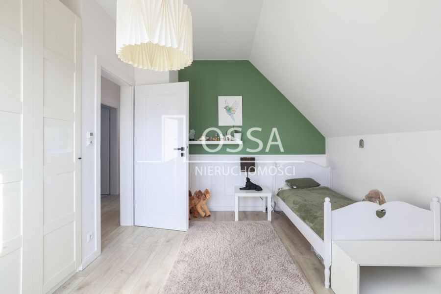 Dom Wolnostojący | 900 m Działki | Garaż: zdjecie 99558977
