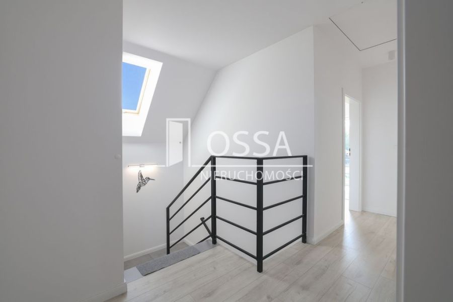 Dom Wolnostojący | 900 m Działki | Garaż: zdjecie 99558984
