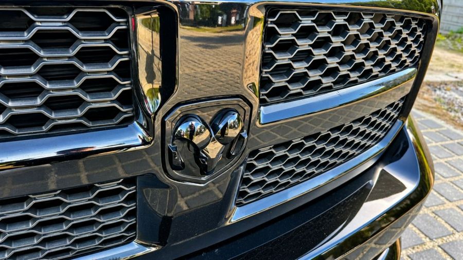 Dodge RAM 5.7HEMI Ram Box Kam cofania Wentyle Alpine Grzana kierownica Fv 23%: zdjecie 99559143