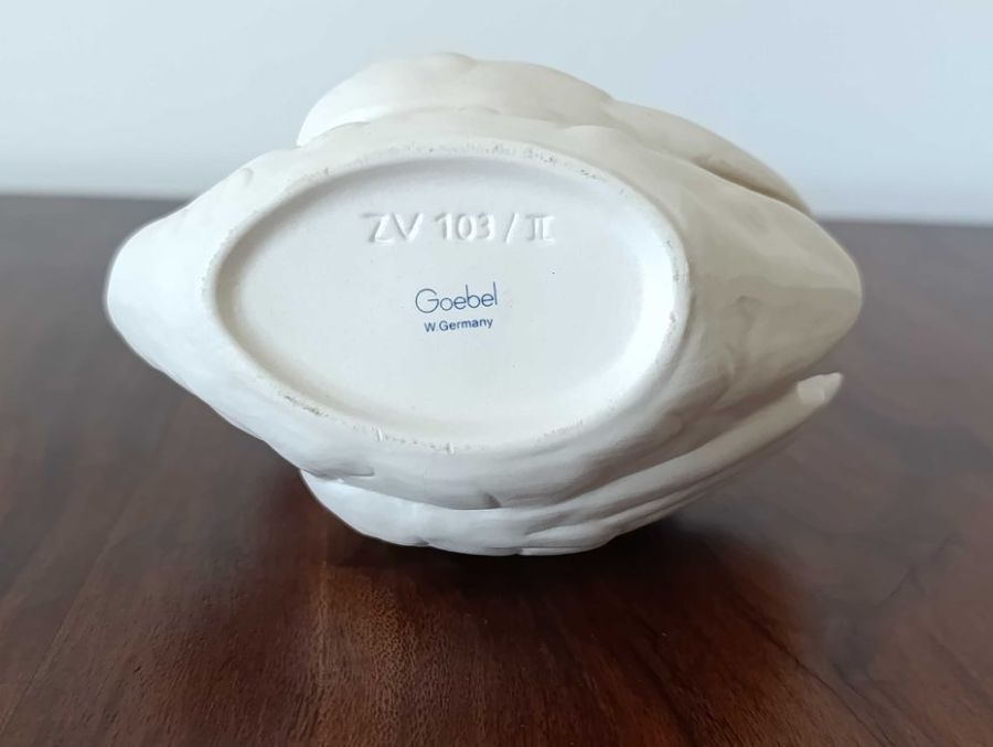 Goebel Porcelanowa Figurka Łabędź Biskwit W.Germany: zdjecie 99559877