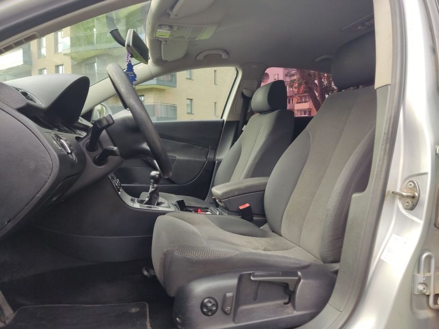 tani Ekonomiczny sprawny Passat B6 sedan poj 1.9tdi ważne opłaty: zdjecie 99564104