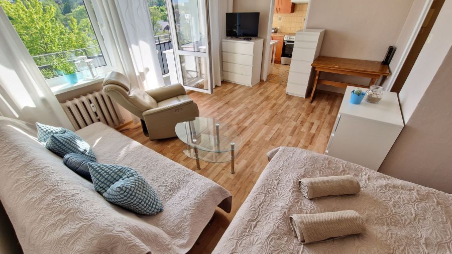 Duża kawalerka z balkonem, słoneczne, 300m plaża, do 31 maja: zdjecie 99565349