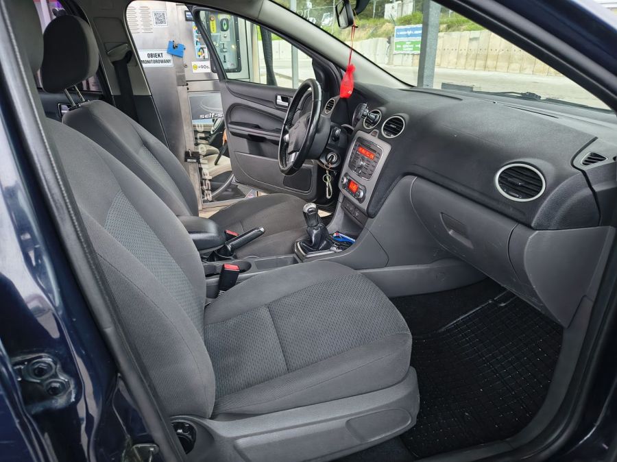 Ford Focus MK 2: zdjecie 99569143