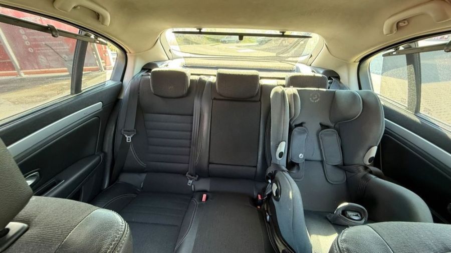 Renault Laguna 2.0: zdjecie 99569792