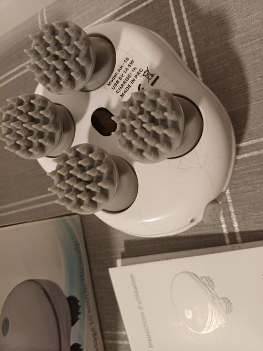 Masażer elektryczny głowy z wibracją na USB 4 głowice masujące biały: zdjecie 99570801