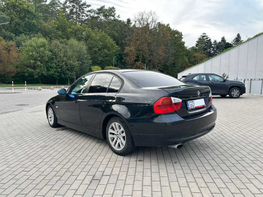 BMW 318i E90 benzyna manual 2008 serwisowany: zdjecie 99570820