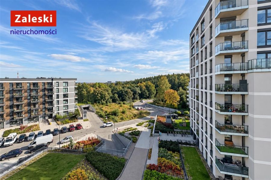 Nowe,  4 pokoje , Hala i Komórka w cenie