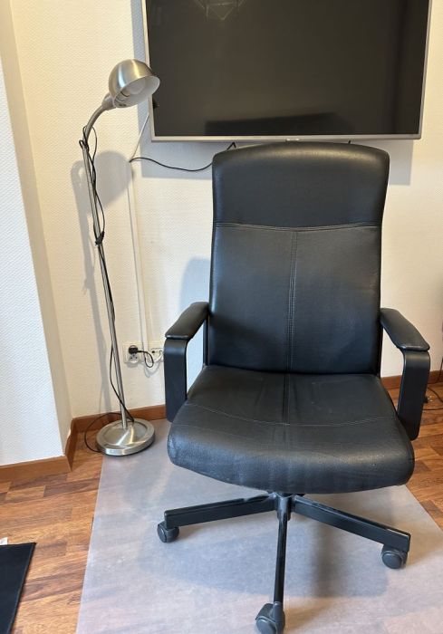 Krzesło obrotowe- fotel: zdjecie 99577258