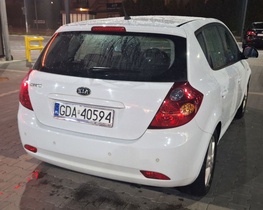 Kia cee'd biały hatchback: zdjecie 99578206