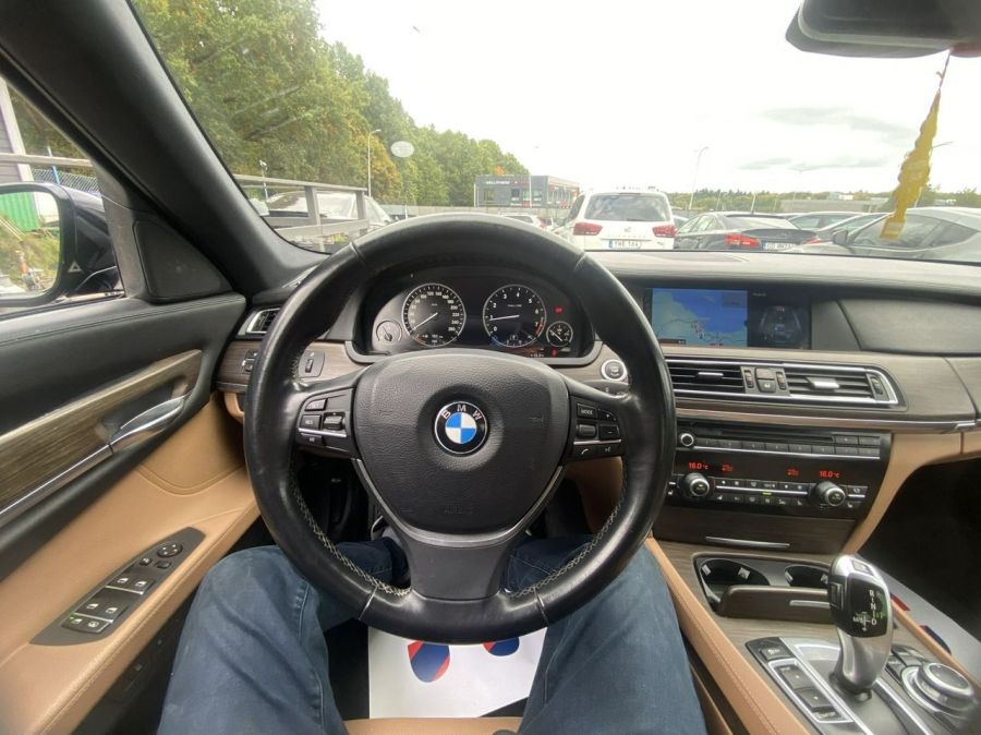 BMW 750iv8 Hybrid 465KM max opcja full serwis  head up odciągi 1.r.gwaranc: zdjecie 99578166
