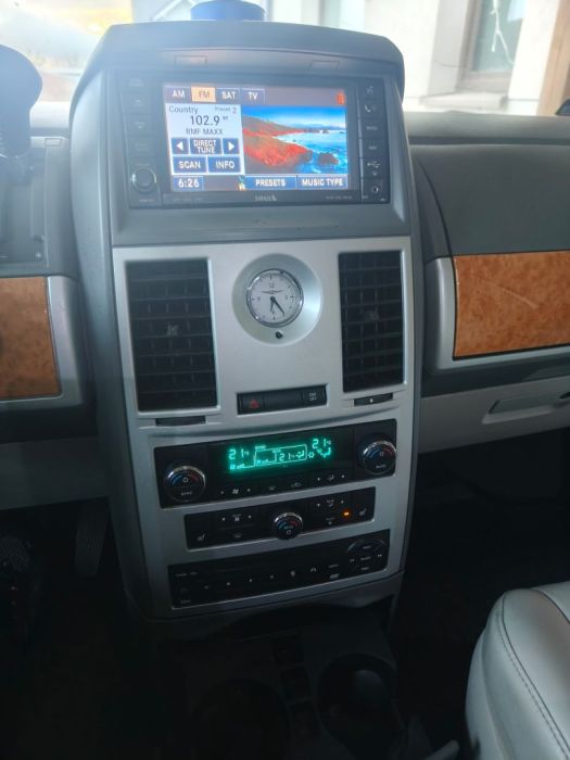 Chrysler Town&Country: zdjecie 99578234