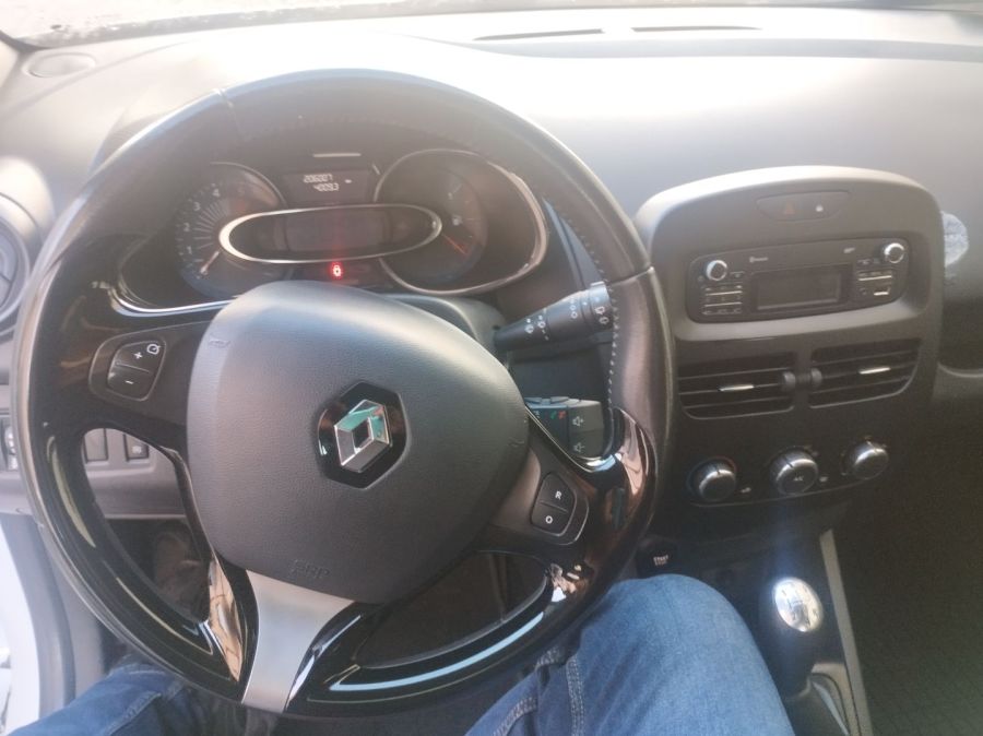 Renault Clio: zdjecie 99579858
