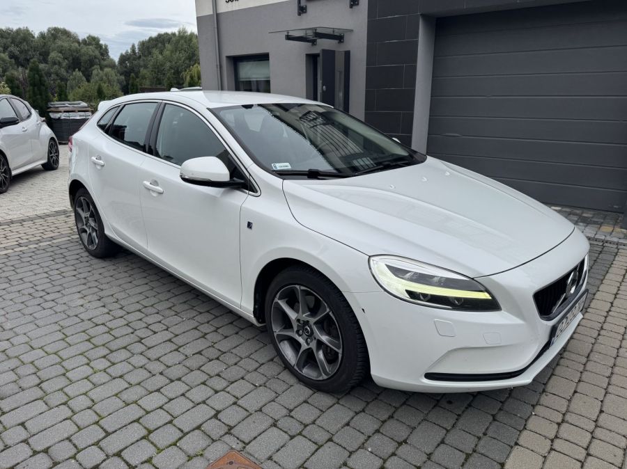 Volvo V40 Ocean Race | 1.5 Benzyna 150KM Automat| 2017 | 1. właściciel: zdjecie 99584177