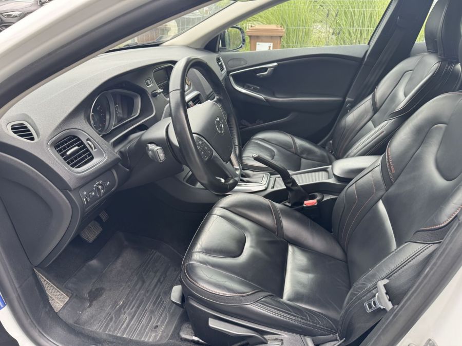 Volvo V40 Ocean Race | 1.5 Benzyna 150KM Automat| 2017 | 1. właściciel: zdjecie 99584184