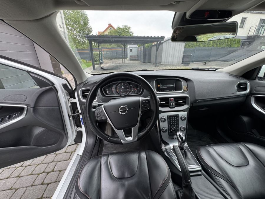 Volvo V40 Ocean Race | 1.5 Benzyna 150KM Automat| 2017 | 1. właściciel: zdjecie 99584185