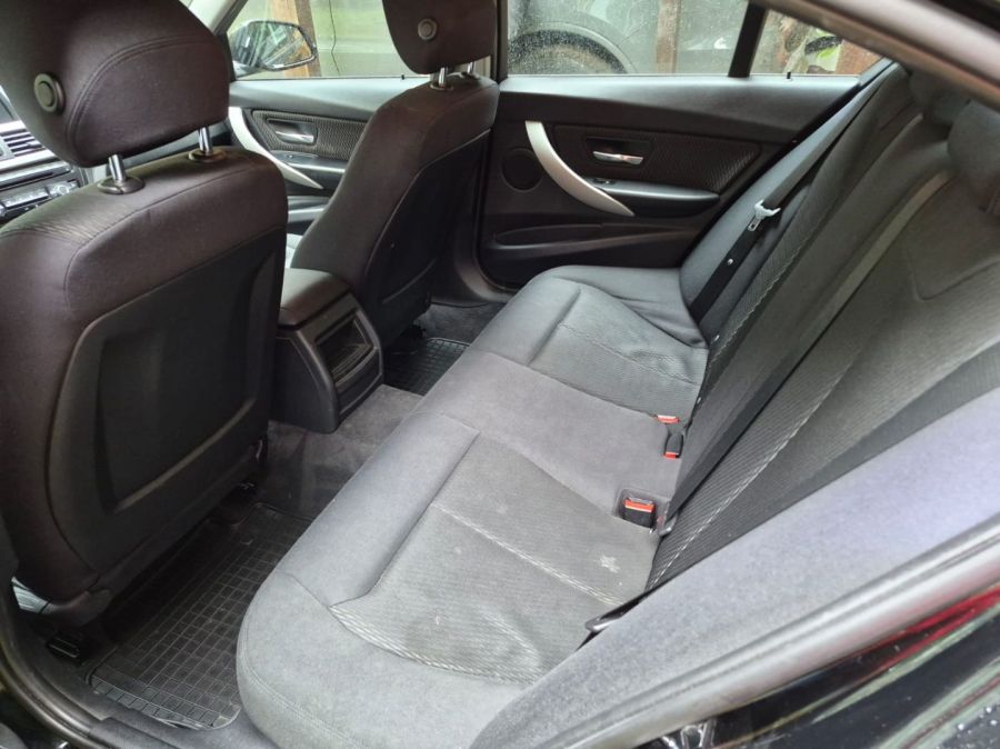 BMW Seria 3 320d: zdjecie 99584250