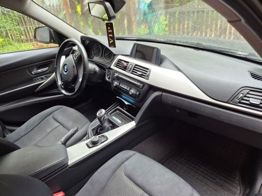 BMW Seria 3 320d: zdjecie 99584253