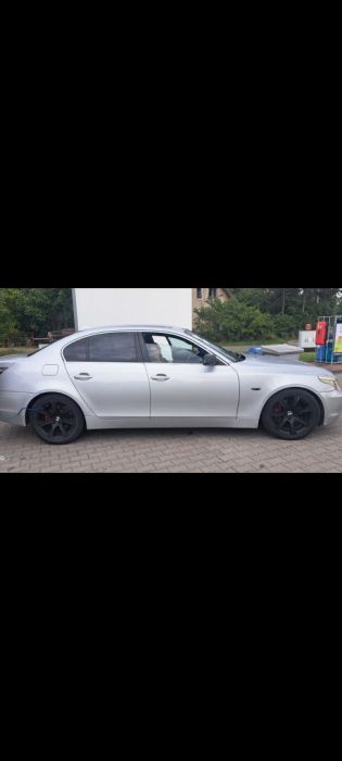 Bmw 520i sedan: zdjecie 99585360