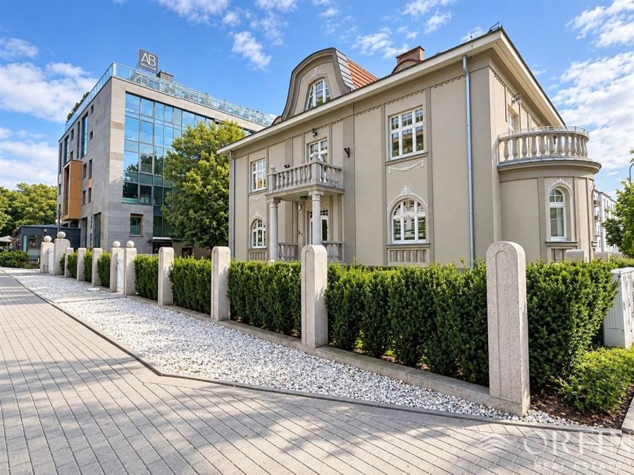 prestiż.-WILLA "szczęść boże" PARK.7 AUT-37 tys.zł