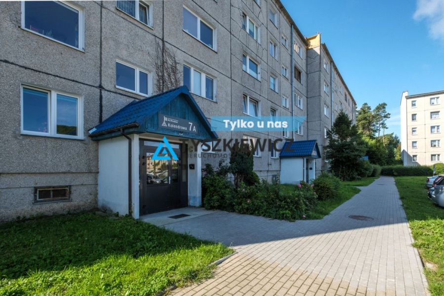 4  pokojowe z 73,90 M2 zabudowany balkon.