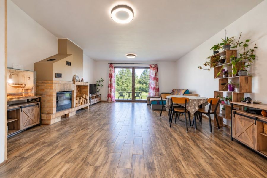 Jedyny bungalow w Tuchomiu! Kominek, duży ogród