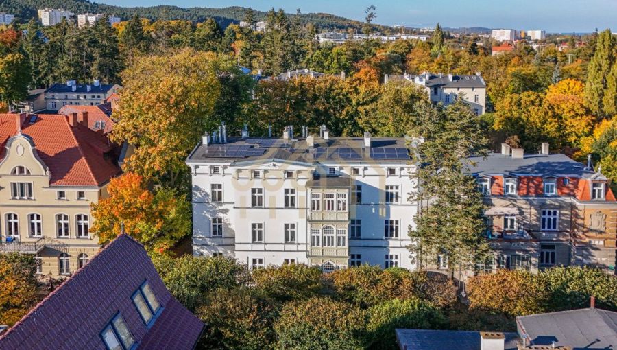 4 pokoje | 83m&sup2; | odrestaurowana kamienica | Oliwa