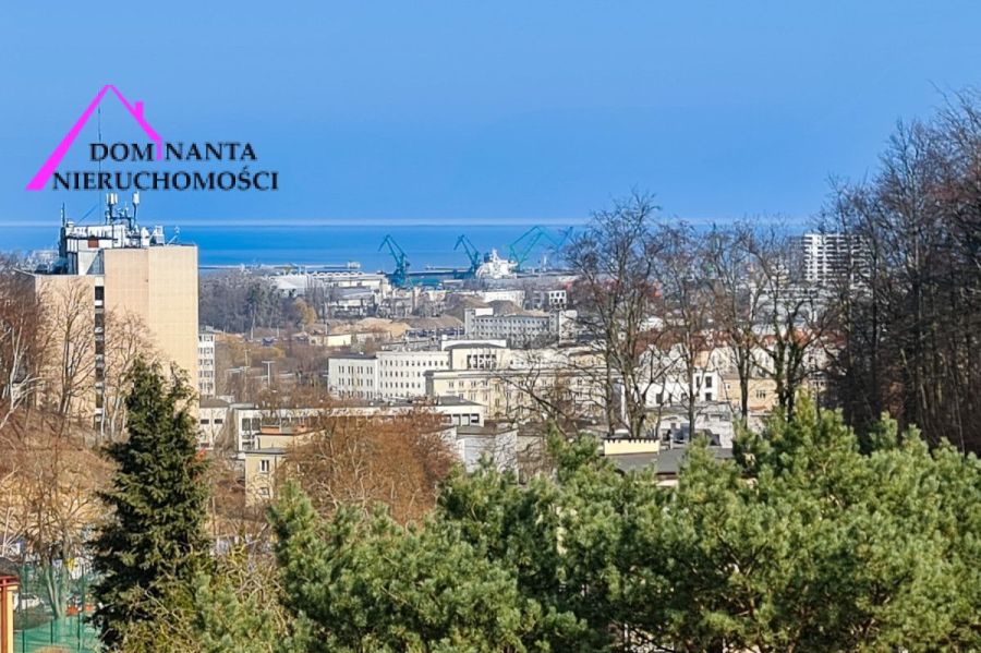 3 pokoje z widokiem na morze, blisko centrum.
