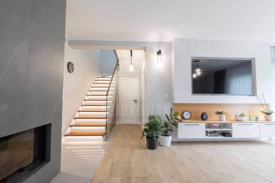 Wyjątkowy dom premium | 244 m&sup2; | Działka 1700 m&sup2;
