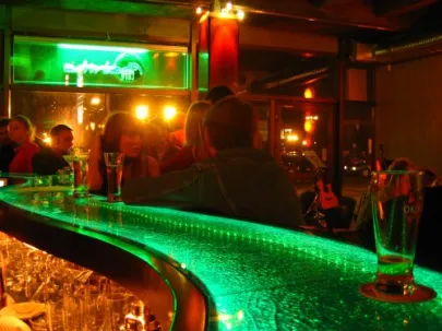 cafe absinthe1